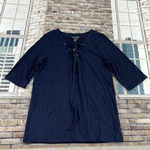 NWT Women’s The Limited Blue V Neck Tie Up Casual Shirt (XS) GC02